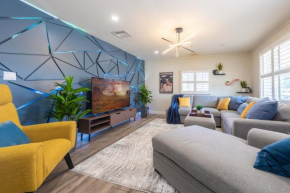 Phoenix 4 BDR Home with Gym & Hot Tub